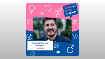 The teenagers choosing not to drink alcohol